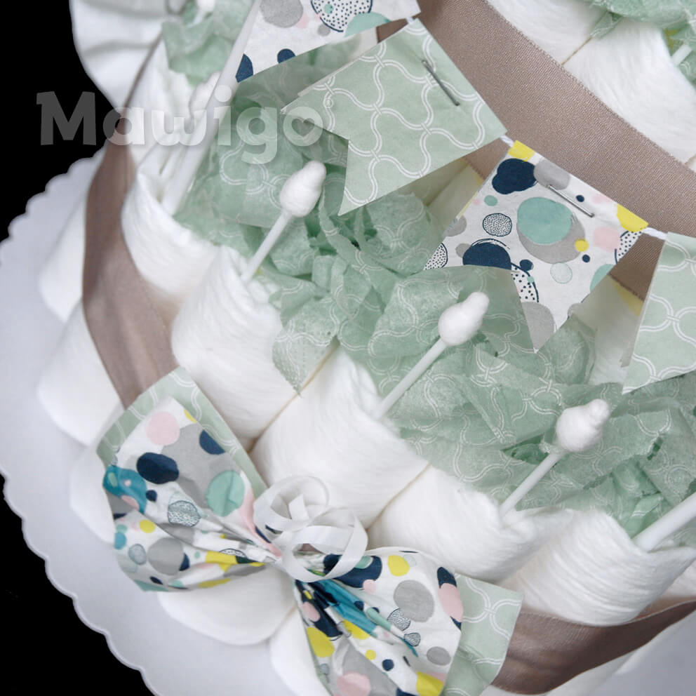 Mawigo Windeltorte mit Wimpelkette Zoom Mawigo Windelgeschenk Windeltorte mit Wimpelkette Zoom